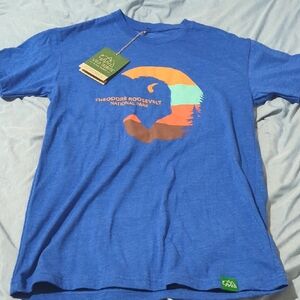 NWT Theodore Roosevelt National Park Blue T-Shirt Men’s XS